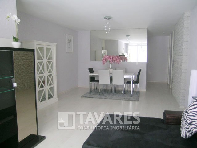 Apartamento à venda com 2 quartos, 120m² - Foto 2