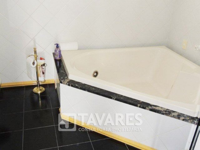 Casa de Condomínio à venda com 4 quartos, 598m² - Foto 15