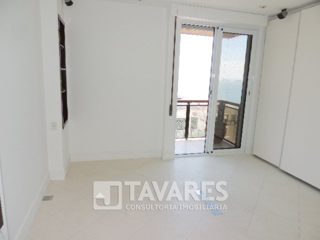 Apartamento para alugar com 3 quartos, 270m² - Foto 11