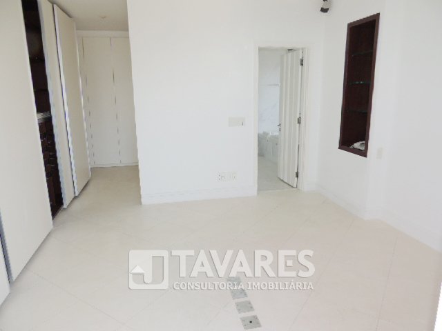 Apartamento para alugar com 3 quartos, 270m² - Foto 12