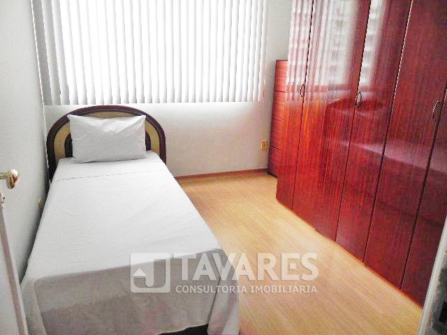 Apartamento para alugar com 3 quartos, 131m² - Foto 10