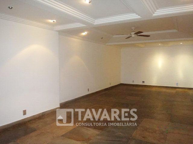 Casa para alugar com 5 quartos, 497m² - Foto 11