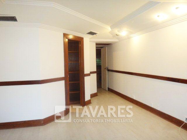 Casa para alugar com 5 quartos, 497m² - Foto 25