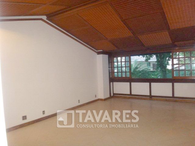 Casa para alugar com 5 quartos, 497m² - Foto 31