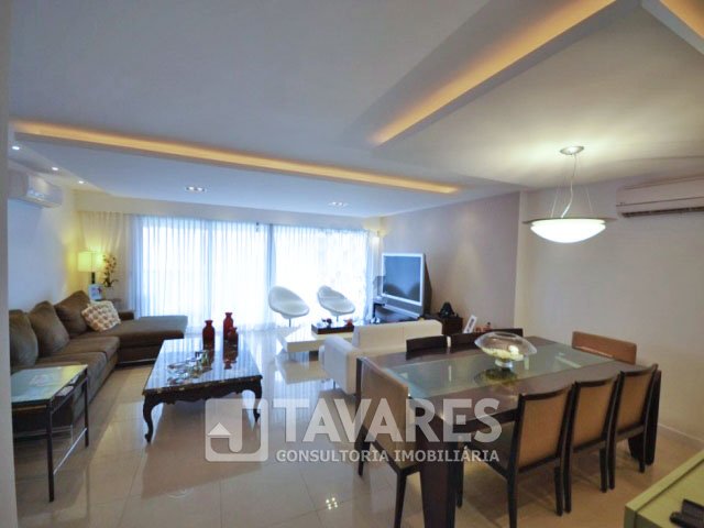 Apartamento à venda com 4 quartos, 262m² - Foto 1