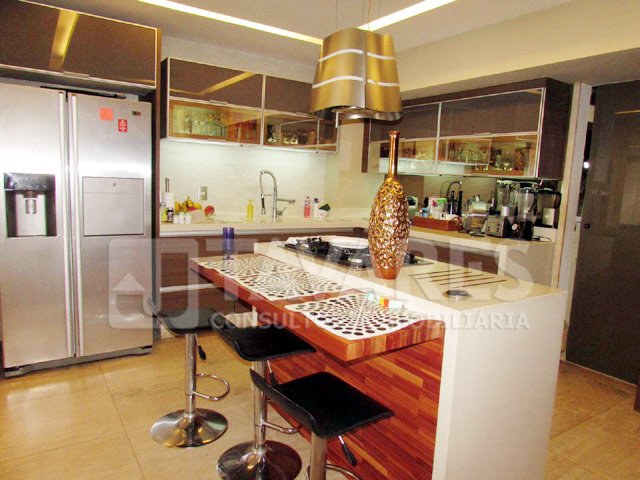 Apartamento à venda com 3 quartos, 187m² - Foto 26