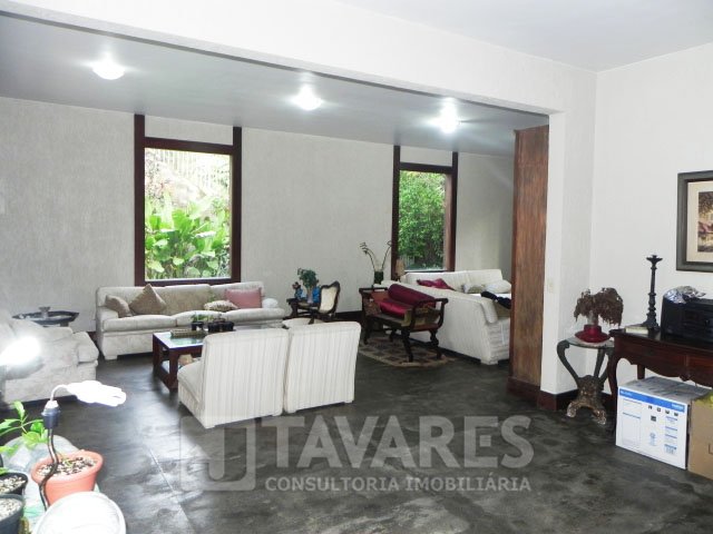 Casa de Condomínio à venda com 4 quartos, 660m² - Foto 2