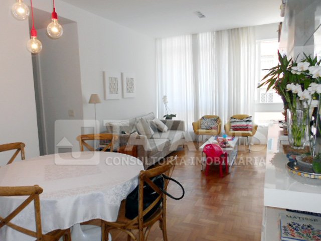 Apartamento à venda com 3 quartos, 95m² - Foto 1