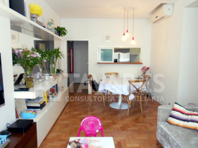 Apartamento à venda com 3 quartos, 95m² - Foto 4