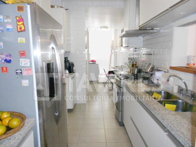 Apartamento à venda com 3 quartos, 95m² - Foto 18