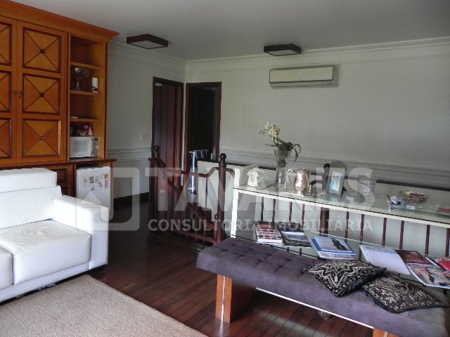 Casa à venda com 6 quartos, 902m² - Foto 13