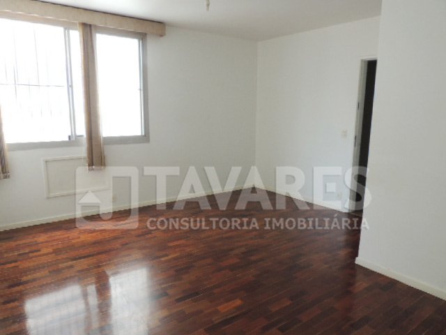 Apartamento à venda com 2 quartos, 74m² - Foto 1