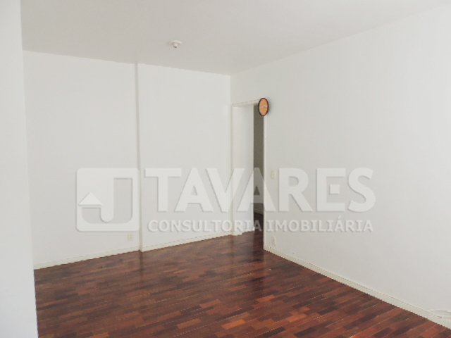 Apartamento à venda com 2 quartos, 74m² - Foto 3