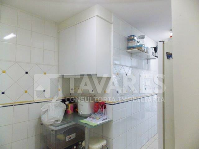 Apartamento à venda com 2 quartos, 145m² - Foto 9