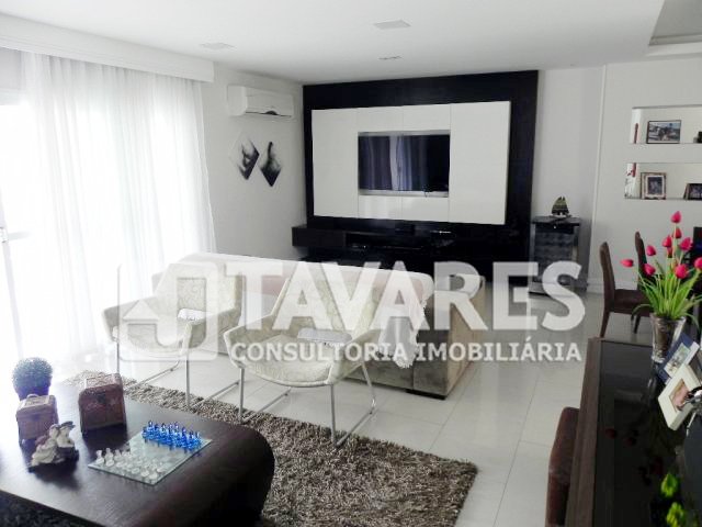 Apartamento à venda com 3 quartos, 188m² - Foto 2