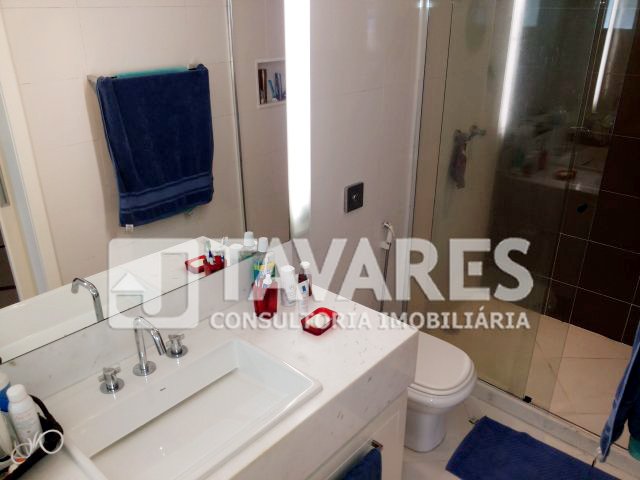 Apartamento à venda com 3 quartos, 188m² - Foto 12