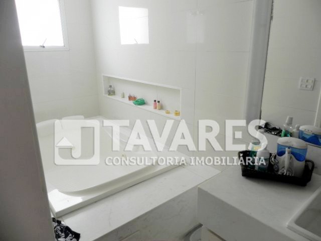 Apartamento à venda com 3 quartos, 188m² - Foto 13