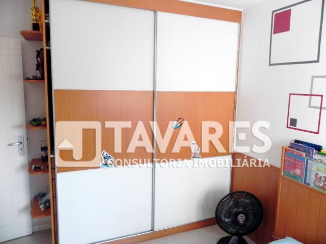 Apartamento à venda com 3 quartos, 188m² - Foto 17