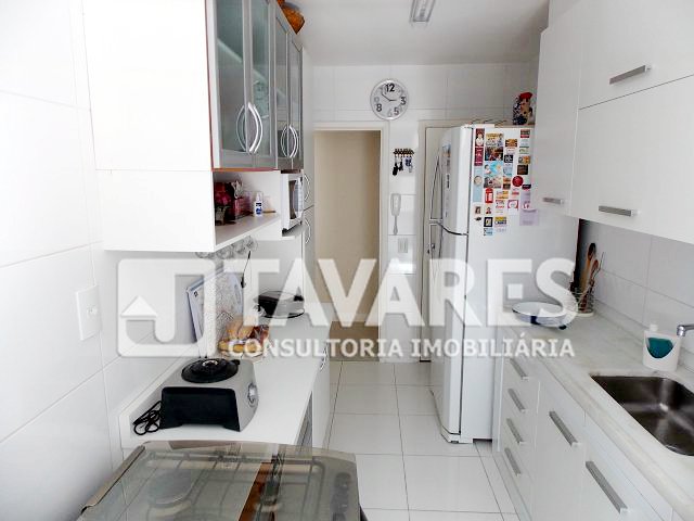 Apartamento à venda com 3 quartos, 80m² - Foto 13