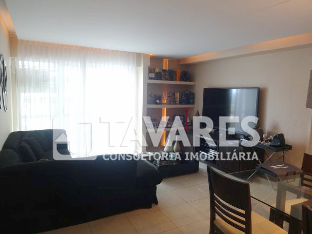 Apartamento à venda com 2 quartos, 95m² - Foto 3