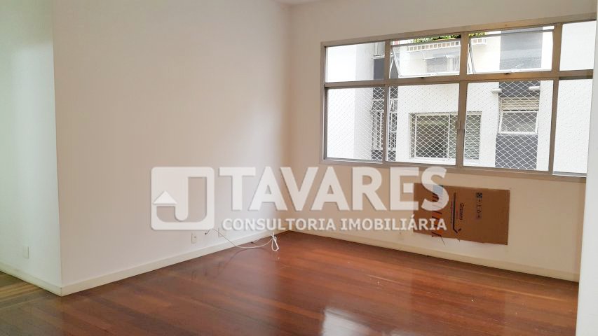 Apartamento à venda com 3 quartos, 95m² - Foto 1
