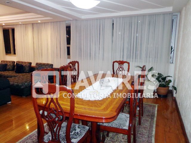 Apartamento à venda com 4 quartos, 251m² - Foto 4