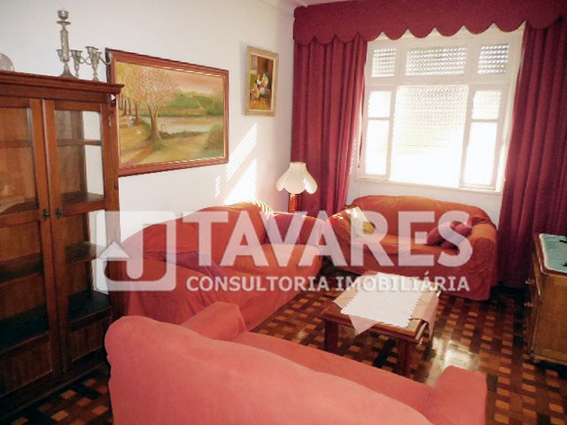 Apartamento à venda com 4 quartos, 150m² - Foto 2