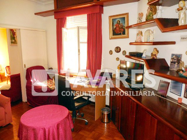 Apartamento à venda com 4 quartos, 150m² - Foto 13