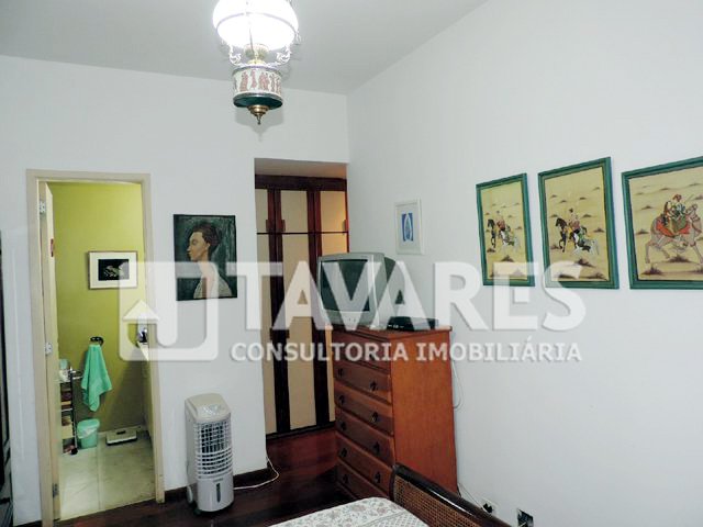 Apartamento à venda com 4 quartos, 157m² - Foto 9