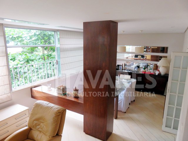 Cobertura à venda com 4 quartos, 195m² - Foto 1