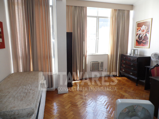 Apartamento à venda com 2 quartos, 95m² - Foto 2