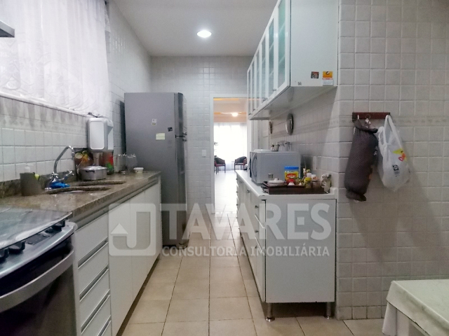 Apartamento à venda com 3 quartos, 134m² - Foto 19