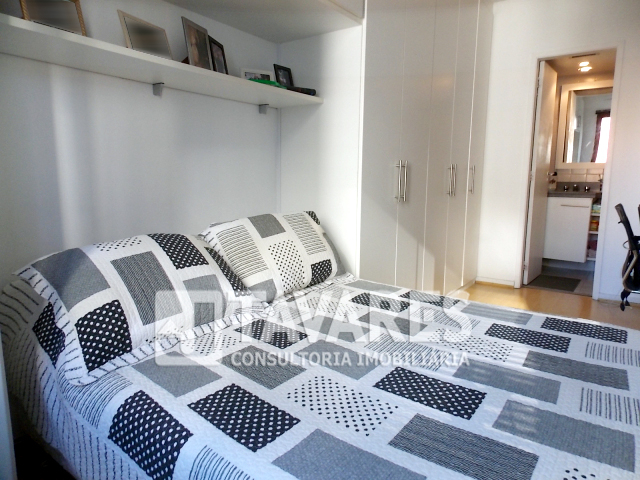 Apartamento à venda com 2 quartos, 64m² - Foto 15