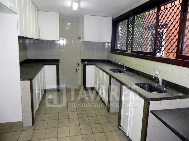 Casa de Condomínio à venda com 4 quartos, 934m² - Foto 13