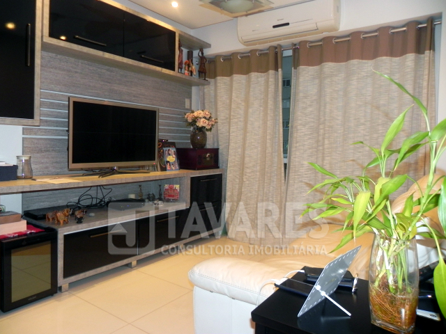 Apartamento à venda com 2 quartos, 65m² - Foto 1