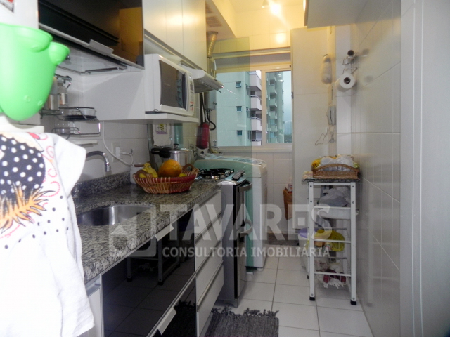 Apartamento à venda com 2 quartos, 65m² - Foto 17