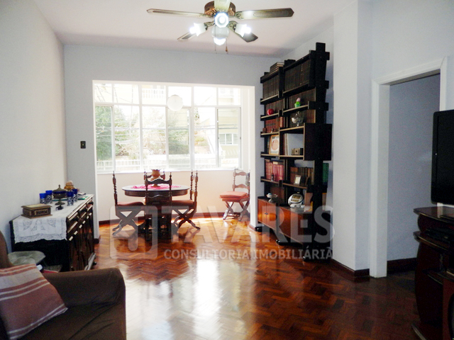 Apartamento à venda com 3 quartos, 114m² - Foto 1