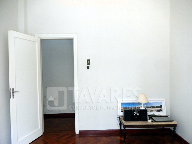 Apartamento à venda com 3 quartos, 114m² - Foto 9