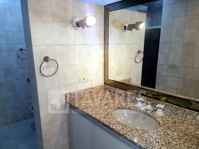 Apartamento à venda com 4 quartos, 246m² - Foto 11