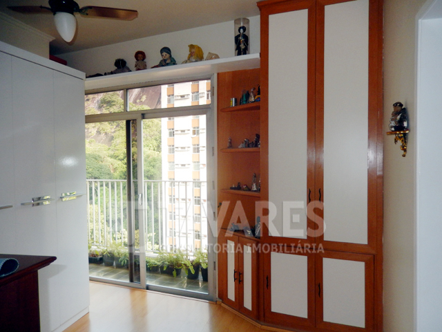 Apartamento à venda com 3 quartos, 128m² - Foto 11