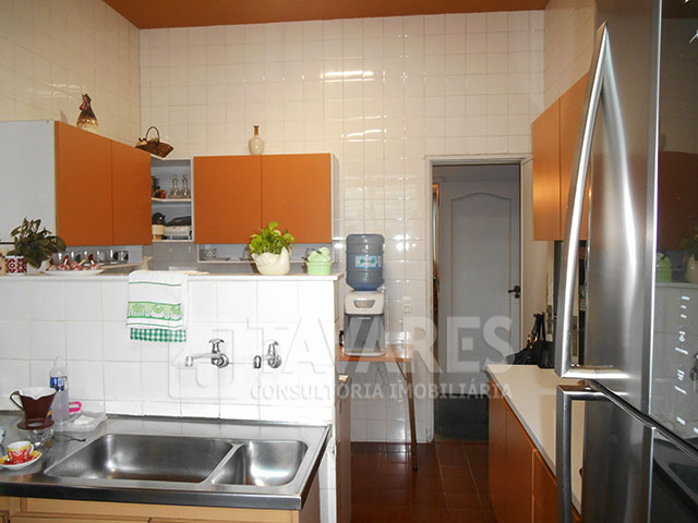 Apartamento à venda com 3 quartos, 240m² - Foto 17