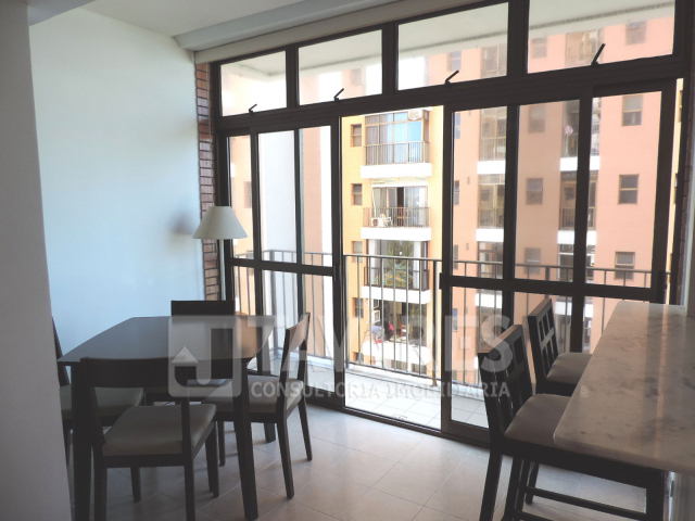 Apartamento à venda com 2 quartos, 70m² - Foto 4