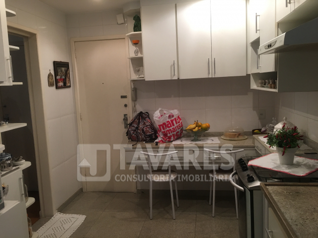 Apartamento à venda com 2 quartos, 85m² - Foto 18