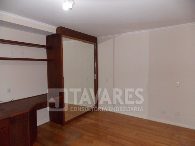 Casa de Condomínio à venda com 4 quartos, 316m² - Foto 13