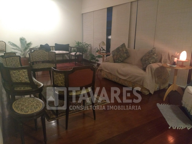 Apartamento à venda com 3 quartos, 140m² - Foto 3