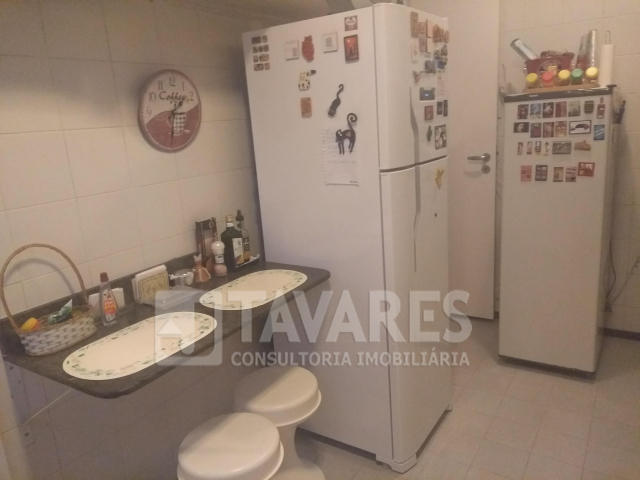 Apartamento à venda com 3 quartos, 140m² - Foto 10