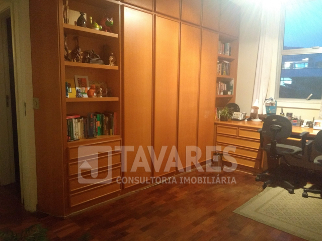 Apartamento à venda com 3 quartos, 140m² - Foto 19