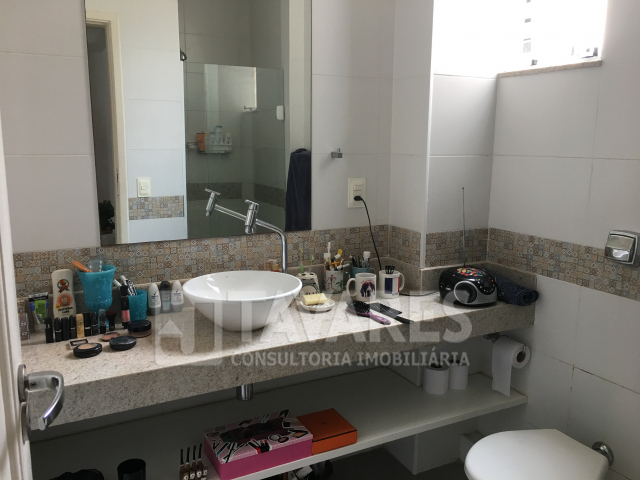 Apartamento à venda com 2 quartos, 65m² - Foto 4