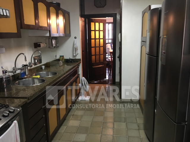 Apartamento à venda com 4 quartos, 214m² - Foto 18