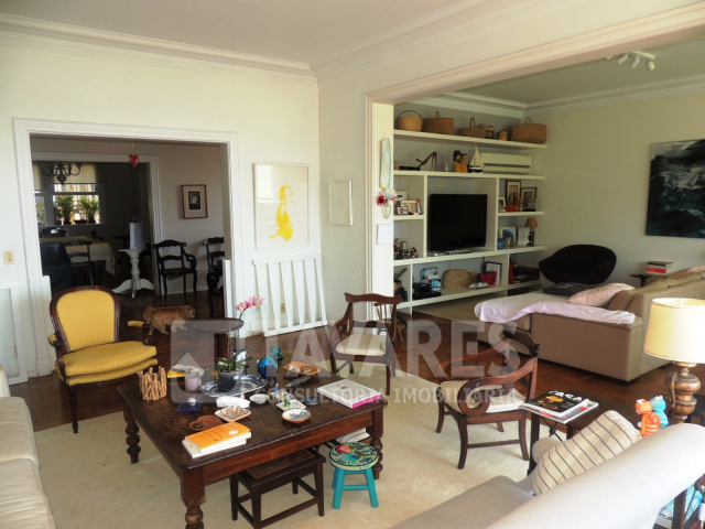 Apartamento à venda com 4 quartos, 290m² - Foto 1